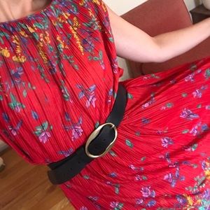 red + floral mid length vintage dress <3